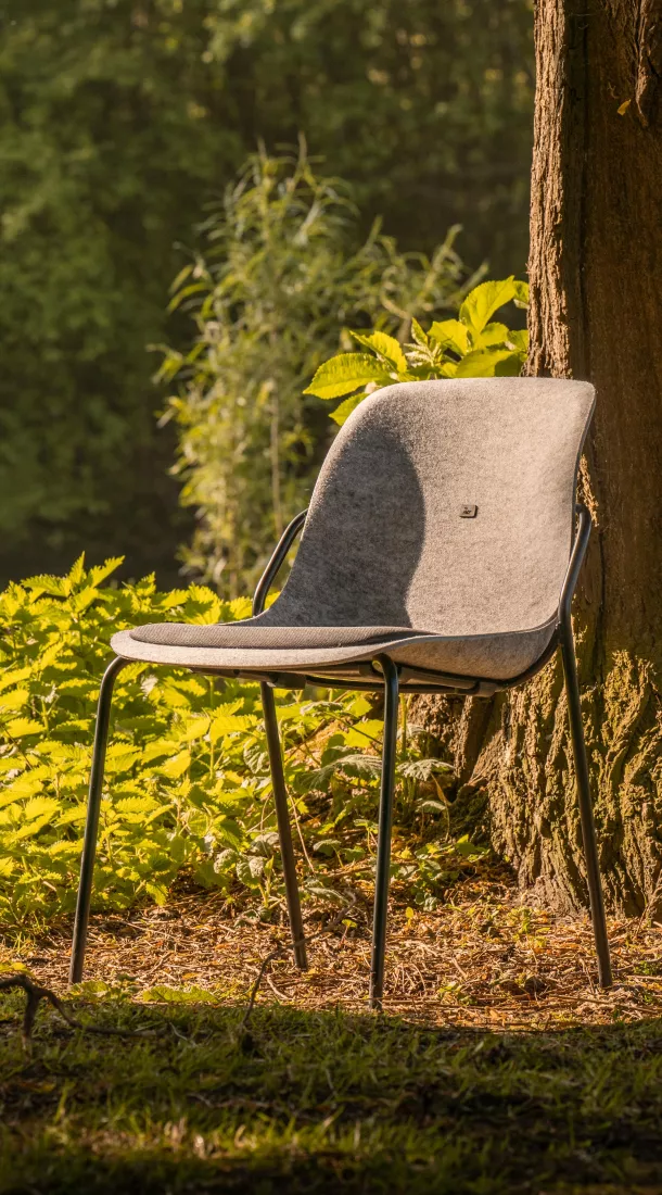 Felt Fine stoelen van gerecyclede petflessen